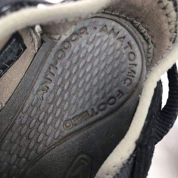 Keen Whisper Black Gray Waterproof Anti Odor Anatomic Footbed Performance Sandal - Picture 11 of 12